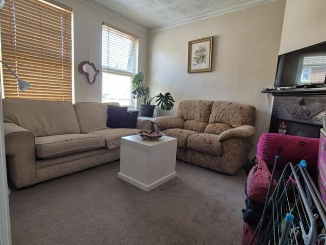 Lyham Road, London SW2, 2 bed maisonette to rent, £2,250 pcm | PrimeLocation