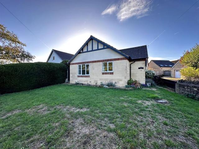 Lypiatt Road, Corsham SN13, 3 bed bungalow to rent, £1,450 pcm | PrimeLocation