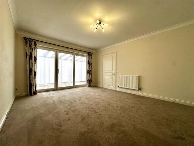 Lypiatt Road, Corsham, SN13