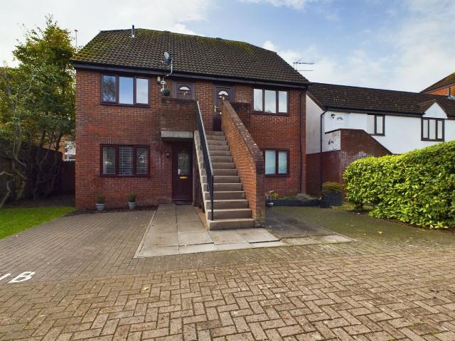 Lysons Avenue, Gloucester GL1, 1 bed flat to rent, £875 pcm | PrimeLocation