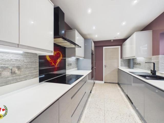 Lysons Avenue, Linden, Gloucester GL1, 3 bed terraced house to rent, £1,450 pcm | PrimeLocation