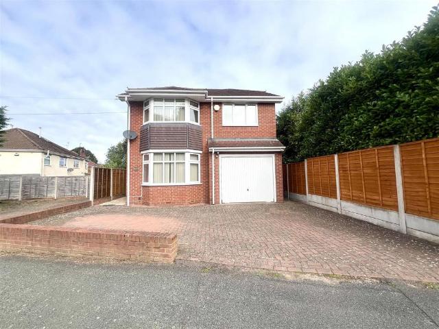 Lytton Avenue, Wolverhampton 3 bed detached house to rent £1,450 pcm £335 pw