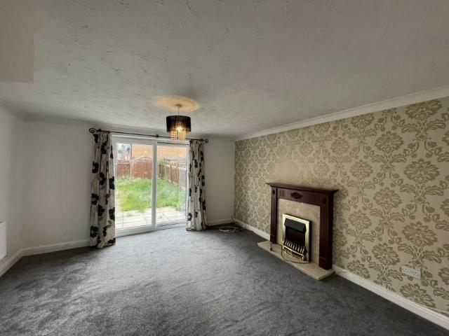 Lytham Close, Grantham, NG31