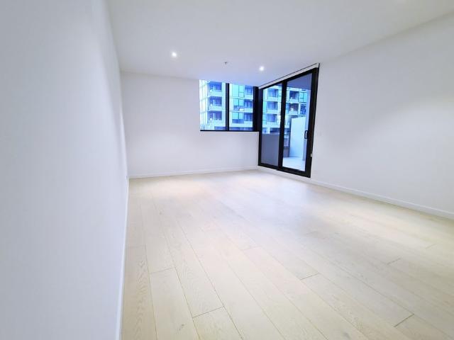 M01/40 Hall Street, Moonee Ponds VIC 3039