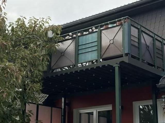 Moderne 2 Zimmerwohnung mit Balkon zu vermieten