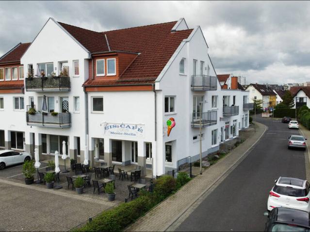 M19* Vermietete 4 Zimmer Wohnung mit großer Süd Terrasse