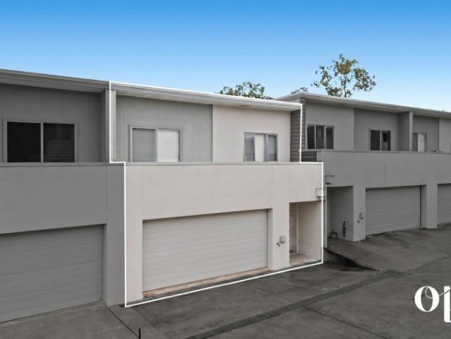 M1 ACCESS, SHOPPING, SCHOOLS & LIFESTYLE AT YOUR DOORSTEP