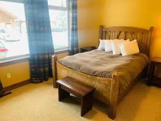 M4 A 1351 Gerry Sorensen Way, Kimberley, BC, V1A 2Y6 house f.