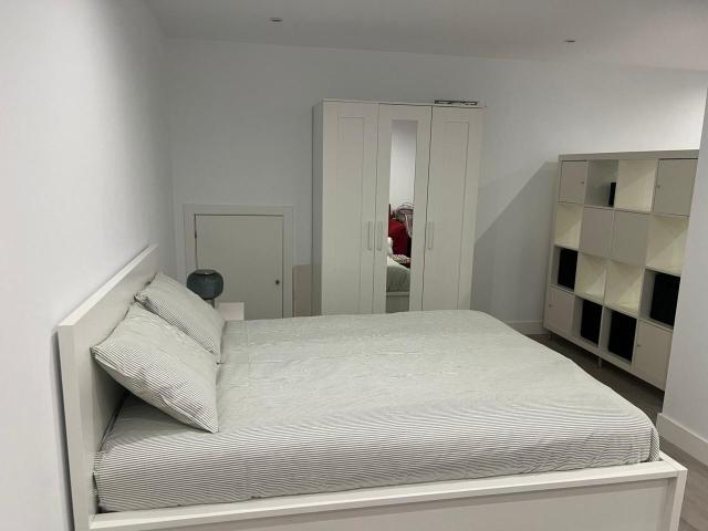 M&M INMOBILIARIA Estudio en alquiler en Núcleo Urbano por 1.200 €/mes A25 P453