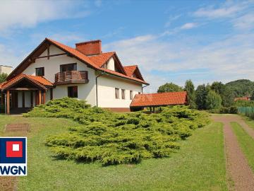 Komfortowy dom 545 m2 z pięknym widokiem i dużym ogrodem