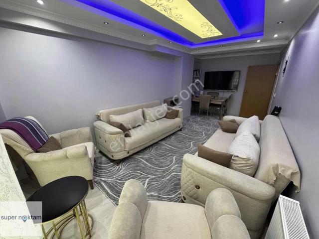 M.akif'te Satılık Emsallerinden Büyük 1+1 Yüksek Giriş Daire