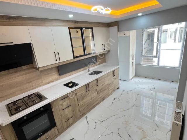Mç Emlak'tan Plevne Mahallesi'nde Full Yapılı Daire