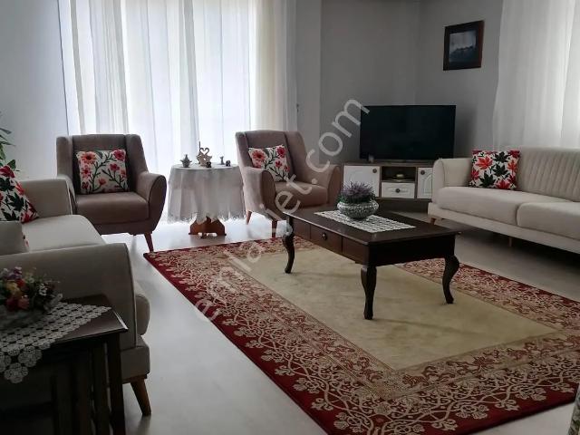 M/ş Gayrumenkulden Sağlık Mahalesinde Geniş 2+1 Dairemiz Satılıktır.