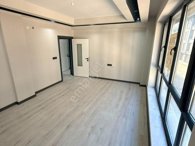M 42 Batıkent Satılık Ebeveyn Banyolu 2+1 Daire