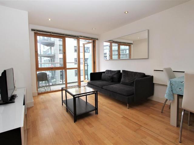 Mcclintock House 30, Leeds LS10, 2 bed flat to rent, £1,150 pcm | PrimeLocation