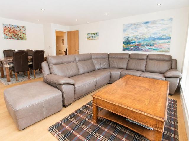 Mcclure House 12, Leeds LS10, 2 bed flat to rent, £1,400 pcm | PrimeLocation