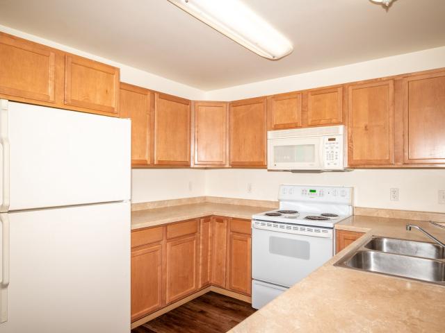 McComb Place Apartments