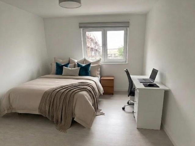 Mcconnell House, London, SW8 1 bed in a flat share to rent £1,075 pcm £248 pw