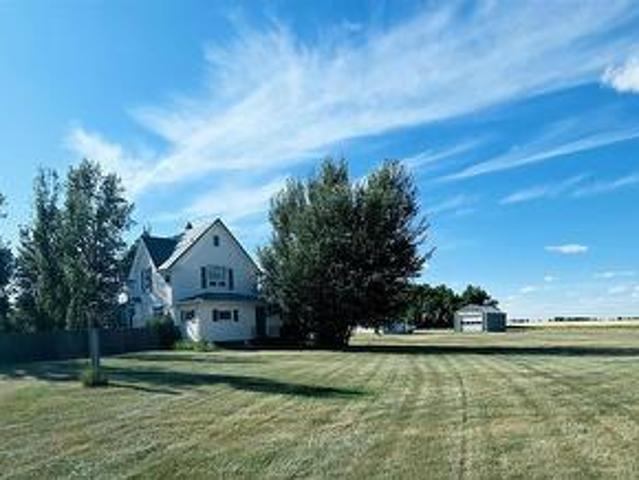 Mccormick Acreage, Weyburn Rm No. 67, SK, S4H 2K7 house for sale | Listing ID SK044450 | Royal LePage
