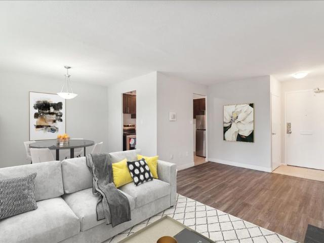 McCowan Apartments — apartment/condo