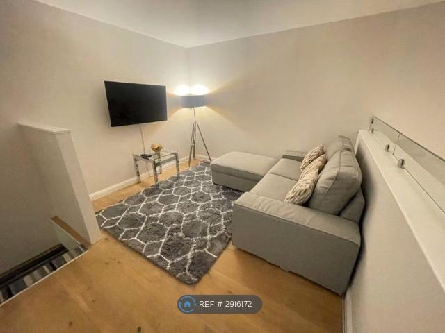 Mcdonald Road, Edinburgh EH7, 1 bed flat to rent, £1,460 pcm | PrimeLocation