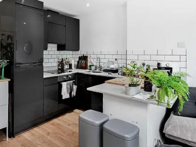 McDonald's, 359 363 Mare Street, Lower Clapton, London, E8 1HY, United Kingdom | 1 bed apartment for rent #138931057 | Rentberry