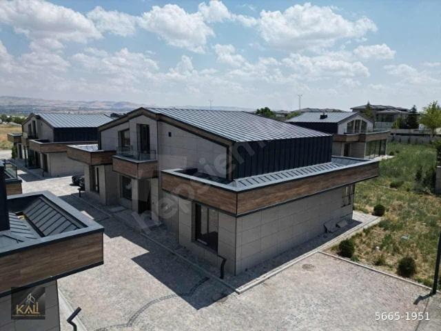 MCHan Mogan Villalarında 6+1 Kapalı Havuzlu KALİ A.Ş