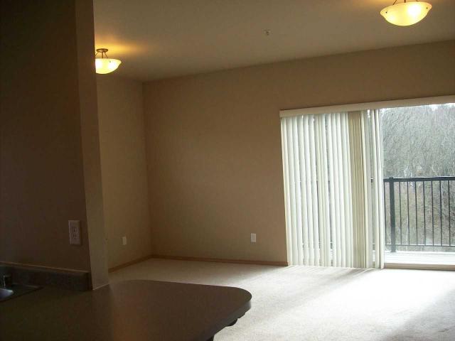 Mckenze Square Apartments Studio Apartment for Rent at 1440 10th St, Bellingham, WA 98225 Fairhaven