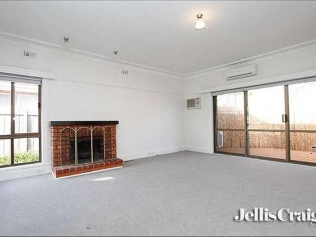 McKinnon School Zone Family Home