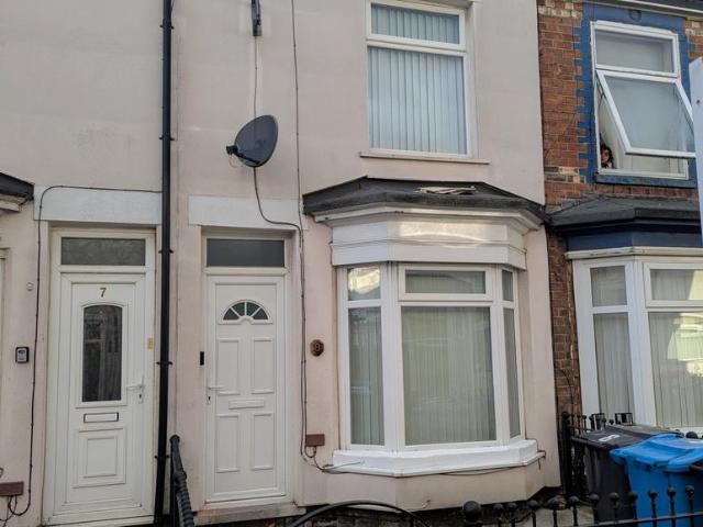 McKinley Avenue, Hull, HU3 2 bed terraced house to rent £650 pcm £150 pw