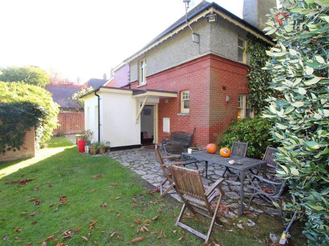 Mckinley Road, West Cliff. 3 bed character property to rent £1,700 pcm £392 pw