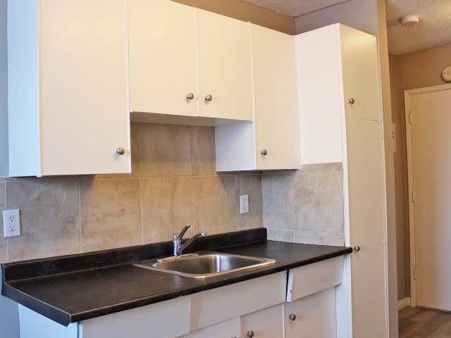 McLaren Manor Apartments Studio Apartment for Rent at 10720 111 St Nw, Edmonton, AB T5H 3G3 Queen Mary Park