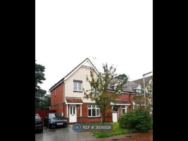 Mclaren Fields, Leeds LS13, 3 bed end terrace house to rent, £1,195 pcm | PrimeLocation