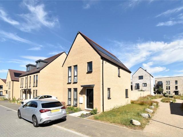 McLaren Street, West Cambourne. 3 bed detached house to rent £1,800 pcm £415 pw