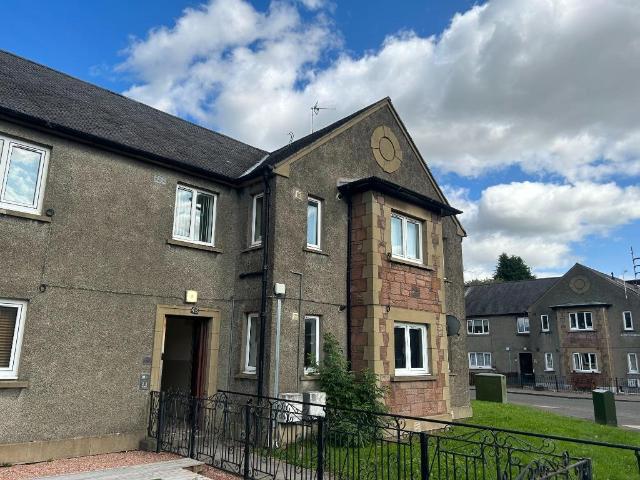 McLaren Terrace, St. Ninians. 2 bed flat to rent £950 pcm £219 pw