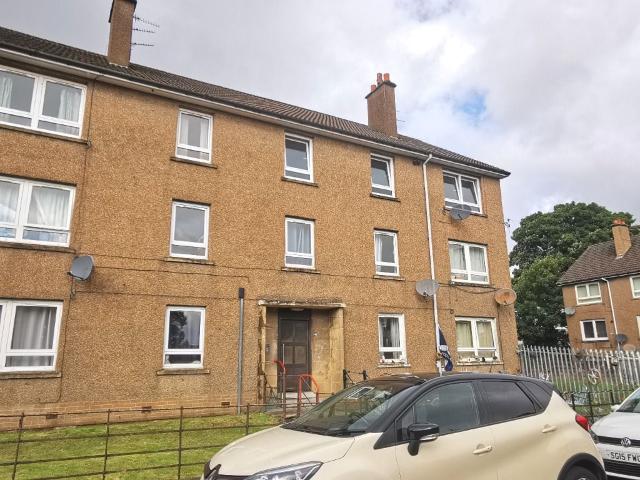 Mclean Street, Downfield, Dundee DD3, 3 bed flat to rent, £850 pcm | PrimeLocation