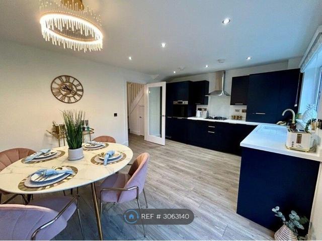 Mcpherson Place, Gourock PA19, 3 bed semi detached house to rent, £1,500 pcm | PrimeLocation