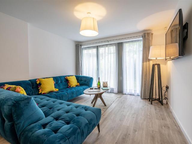 Mcquades Court, York YO1, 2 bed flat to rent, £1,500 pcm | PrimeLocation