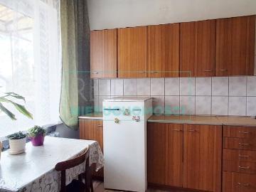 Mały dom z potencjałem, 70 m2, garaż i media miejskie