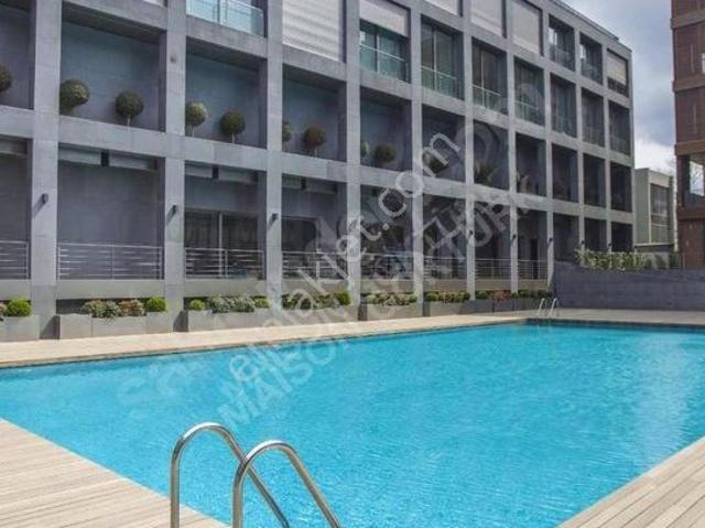 Maıson Kemerburgaz Kemerlife 23'te Satılık 3+1 Çatı Dubleksi