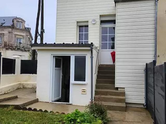 Mamers 72600 Location maison 3 pièces t3 jardin terrasse