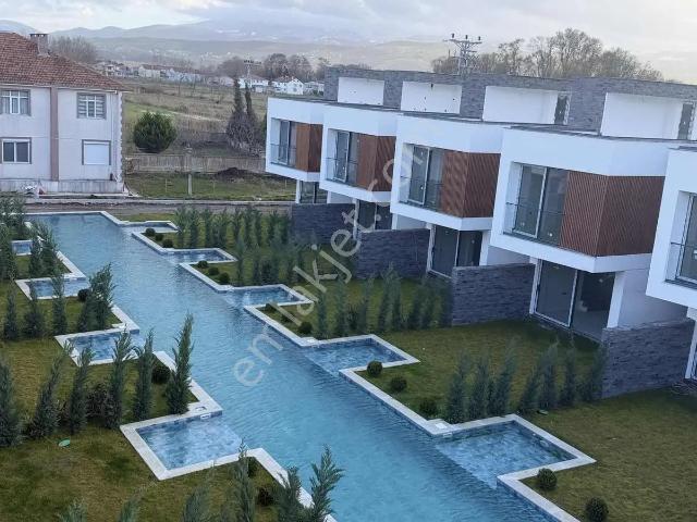 Mantıklı Takas Tekliflerine Açık / Site İçerisinde Fırsat Villa