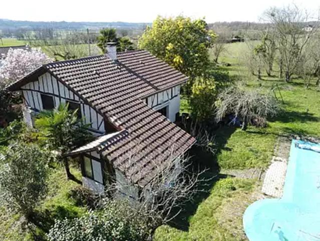 Arzacq Arraziguet 64410 Achat / Vente maison 5 pièces t5 piscine jardin