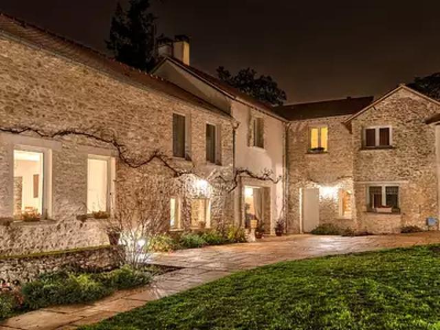 Mantes la Jolie 78200 Achat / Vente maison 11 pièces t11 au dernier étage terrasse