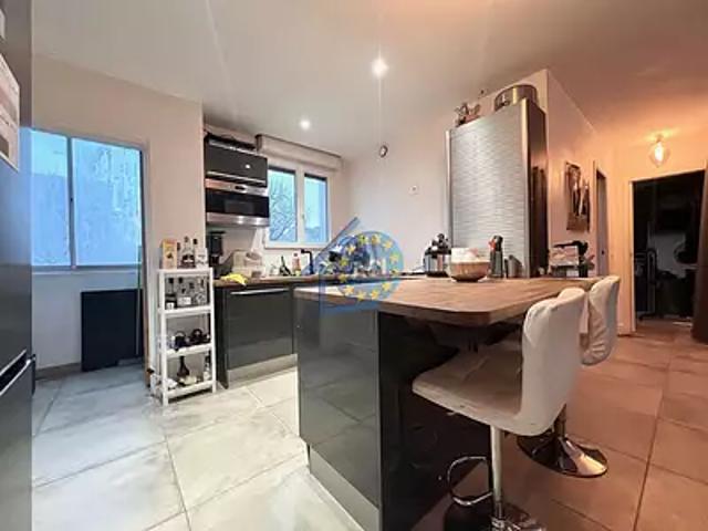 Mantes la Ville 78711 Achat / Vente appartement 4 pièces t4 cave parking