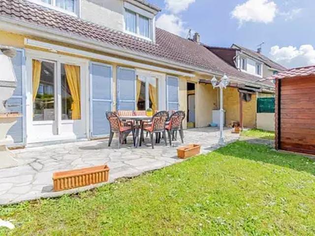 Mantes la Ville 78711 Achat / Vente maison 4 pièces t4 au dernier étage parking
