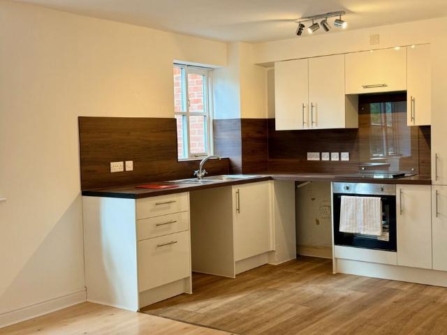 Manton Road, Enfield EN3, 2 bed flat to rent, £1,750 pcm | PrimeLocation