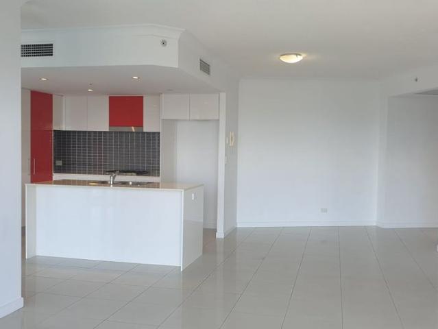 Mantra Residences @ Southport Central 2 Bedroom Unfurnished Apartment Level 38
