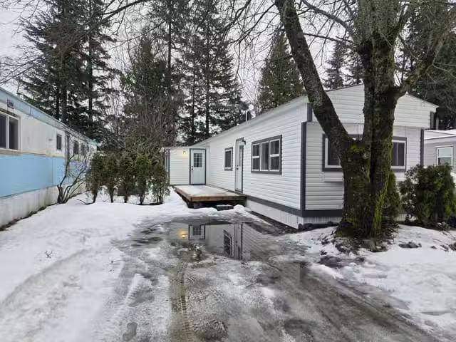 Manufactured Home for sale in Terrace, Terrace, 7 4625 Graham.