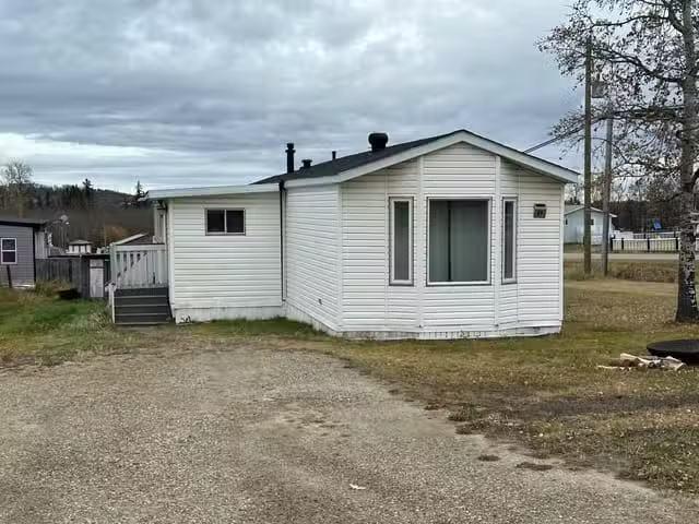 Manufactured Home for sale in Charlie Lake, Fort St. John, 89.